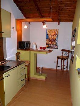 Casa Labian